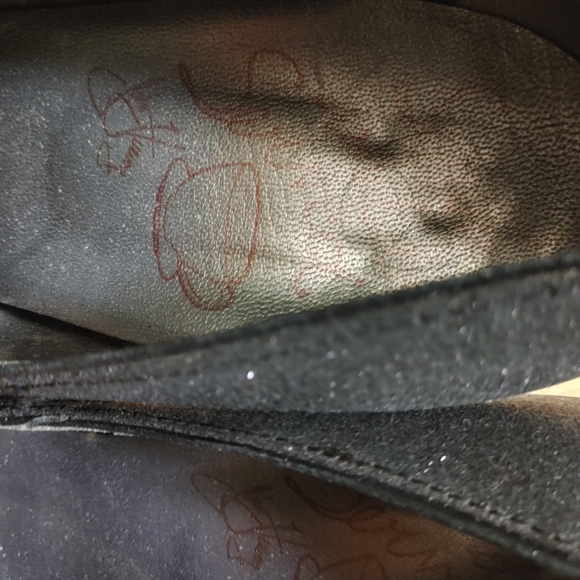 Black sparkly Fluevog pumps - Picture 5 of 5